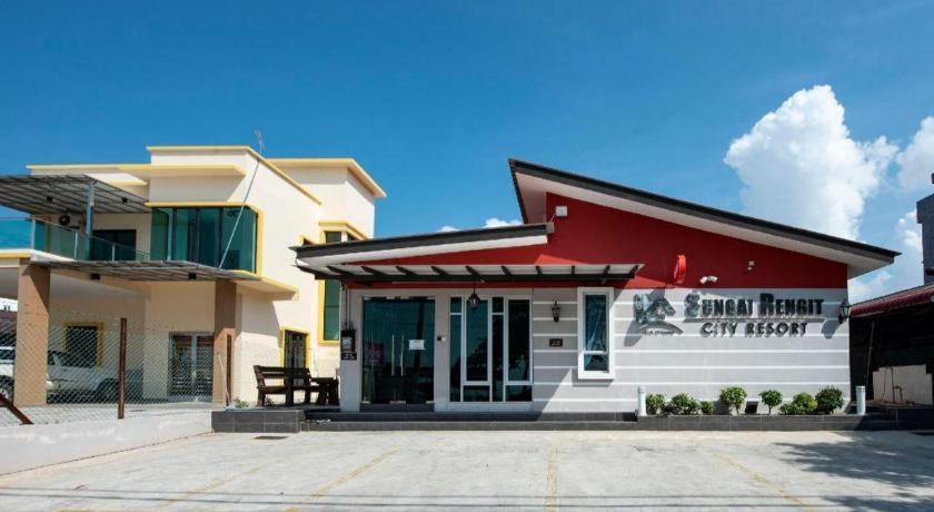 Oyo 90234 Sungai Rengit City Resort 2 Kampung Sungai Rengit Exterior foto